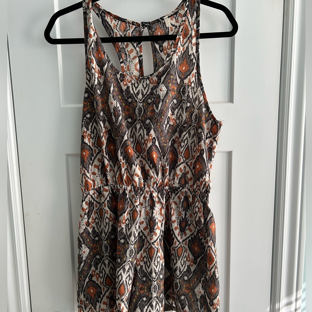 Honey Punch romper size medium